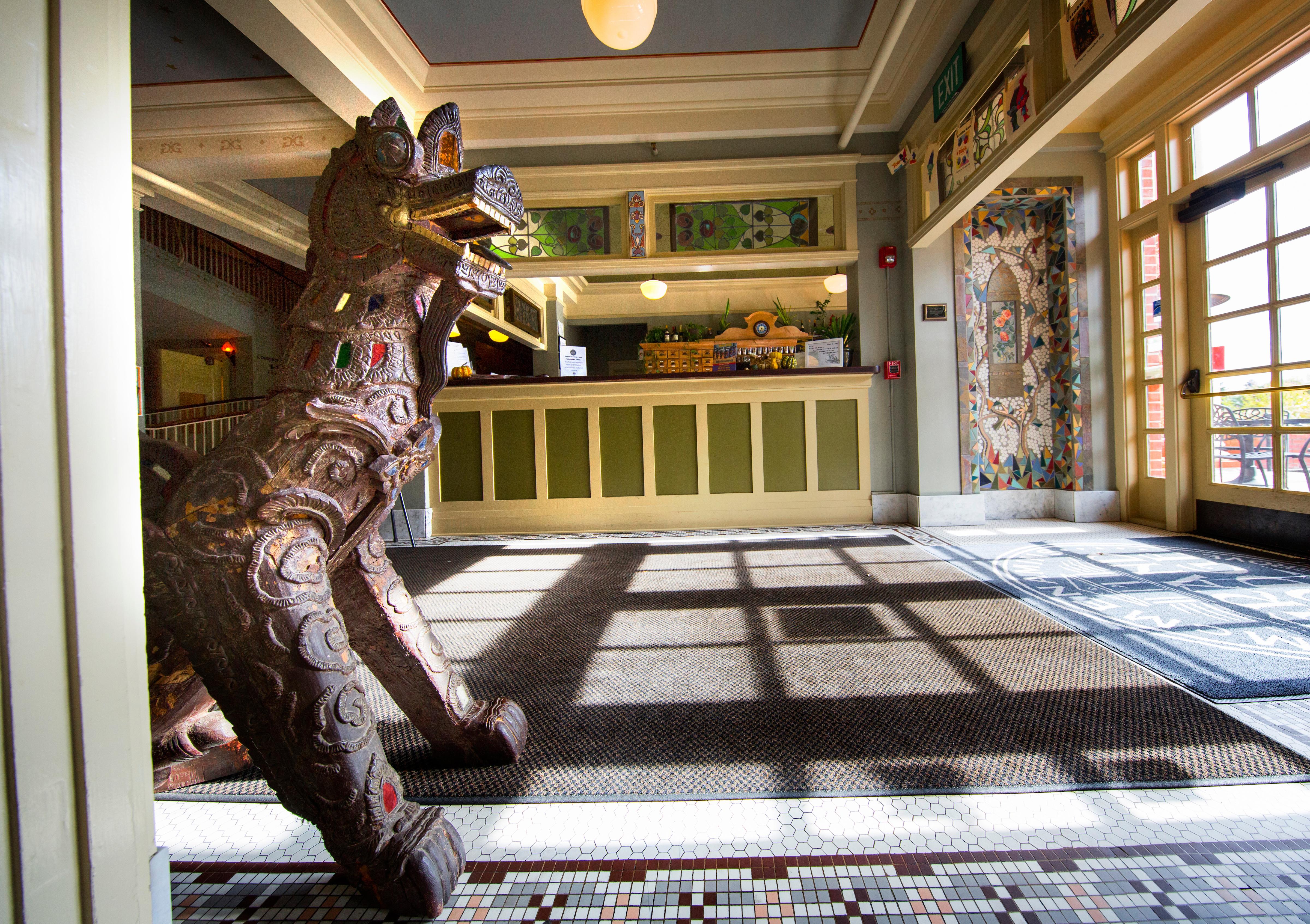 Mcmenamins Grand Lodge Forest Grove Eksteriør bilde