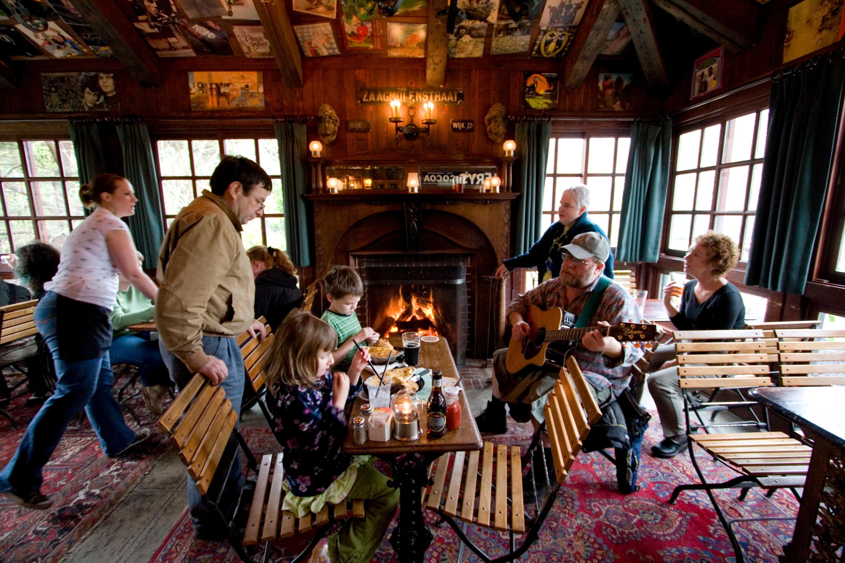 Mcmenamins Grand Lodge Forest Grove Eksteriør bilde