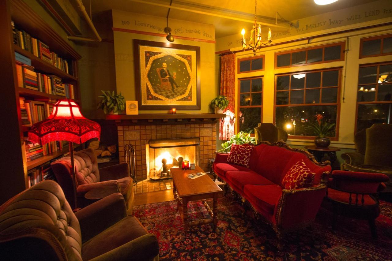 Mcmenamins Grand Lodge Forest Grove Eksteriør bilde