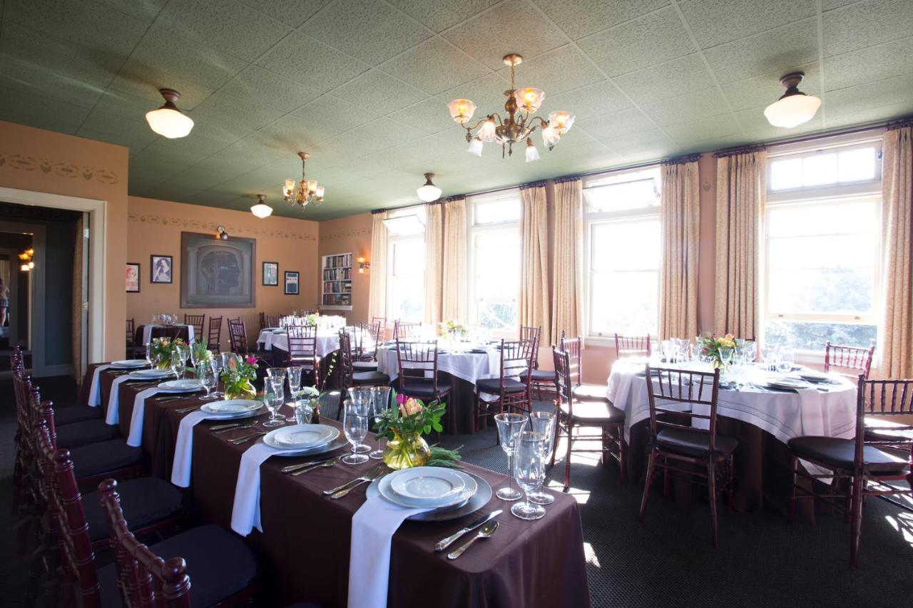 Mcmenamins Grand Lodge Forest Grove Eksteriør bilde